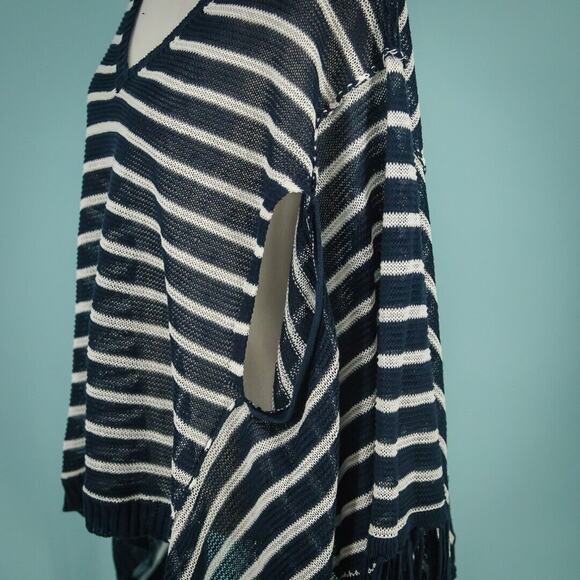 525 America Size XS Small S Blue Stripe Nautical Fringe Linen Poncho Sweater - Picture 2 of 6